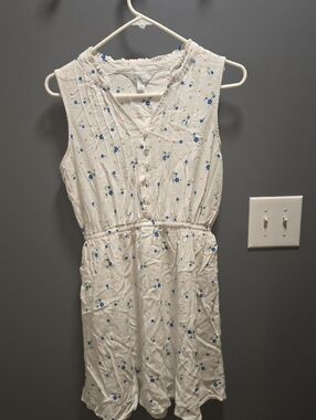 Market & Spruce White Dress with Blue Floral Print